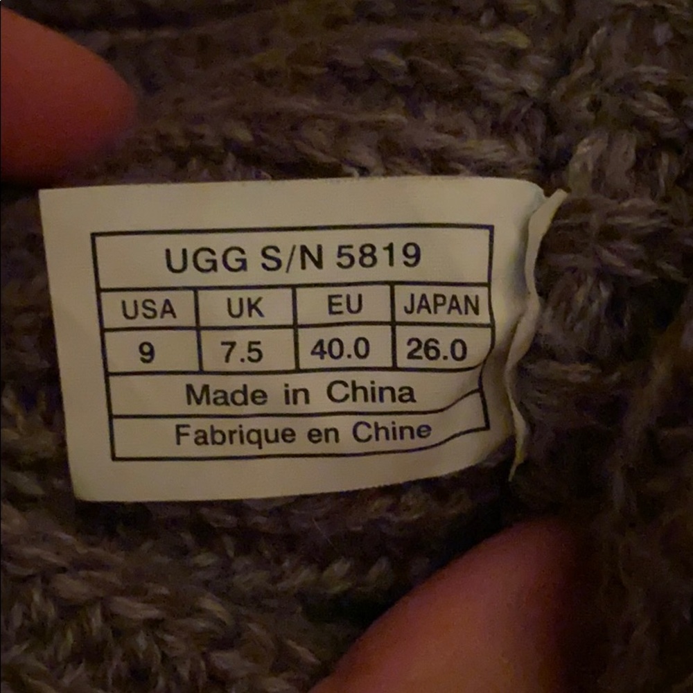 Grey Knit Ugg’s - image 6